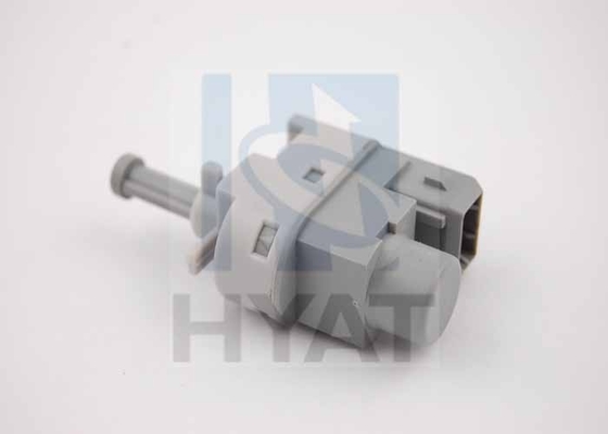 China Control de la luz del freno de plástico en el embrague trasero Ford OE 7 029 405/93810-3K000 proveedor