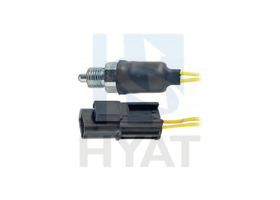 China OE 32005-CD10A / 32005-CD10B Interruptor de luz de repuesto del vehículo para NISSAN proveedor