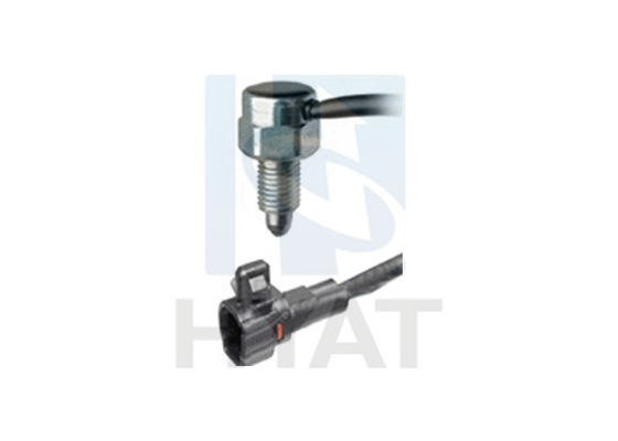 China TOYOTA / SUZUKI Interruptor de luz de la lámpara trasera con cable OE 84540-52060 / 24731-62JE0-000 proveedor