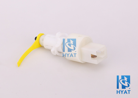 China 46760767 FIAT DOBLO I / PUNTO II Interruptor de luz del freno trasero con control del motor OE 46760767 proveedor