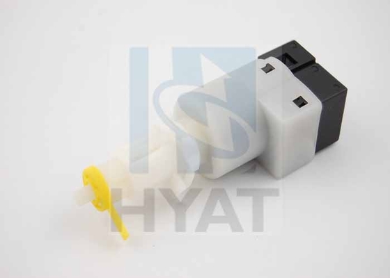 Interruptor de luz de parada de repuesto para FIAT OE 7782396 2687 2769 proveedor