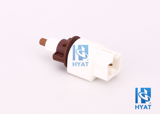 Interruptor de luz de freno mecánico de plástico OE71742588/4534 54/37740-73H10-000 proveedor